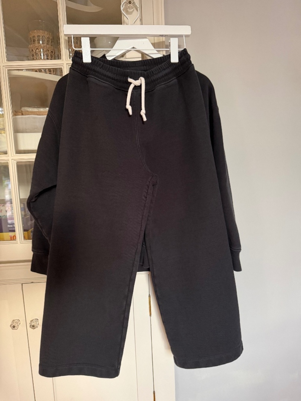Jenni Kayne Marina sweatshirt, size XS, and sweatpants, size S, black